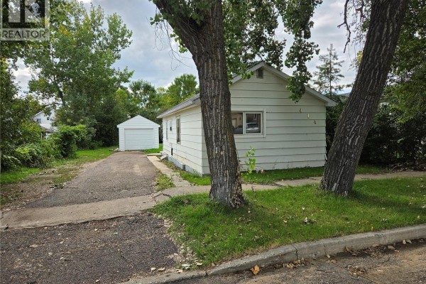 Dining room - 414 Young Street, Bienfait, SK S0C0M0 Photo 3