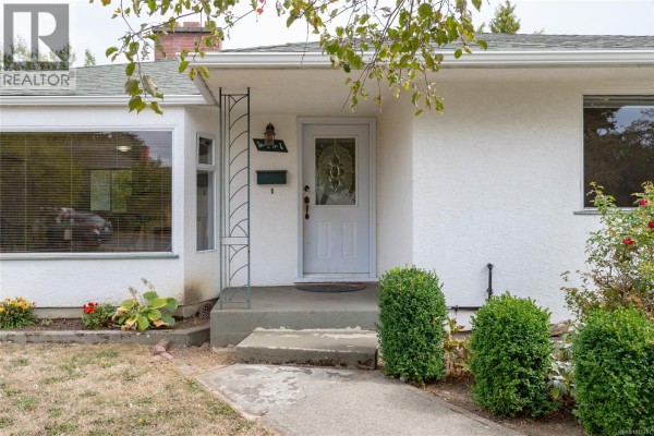 4141 Hawkes Ave, Saanich, BC, photo 3