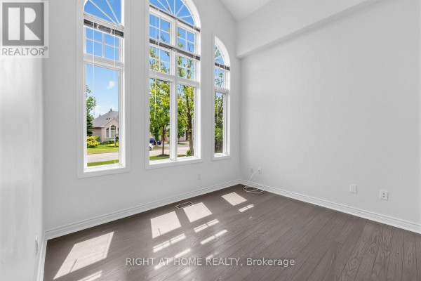 Bedroom 3 - 4145 Bonavista Crescent, Burlington, ON L7M4J3 Photo 4
