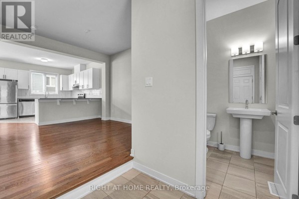 4146 Obsidian Street, Ottawa, ON K2J6X6 Photo 3