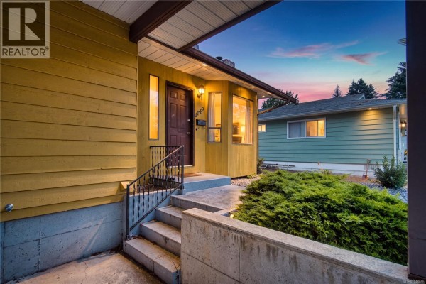4149 Orchard Cir, Nanaimo, BC, photo 2