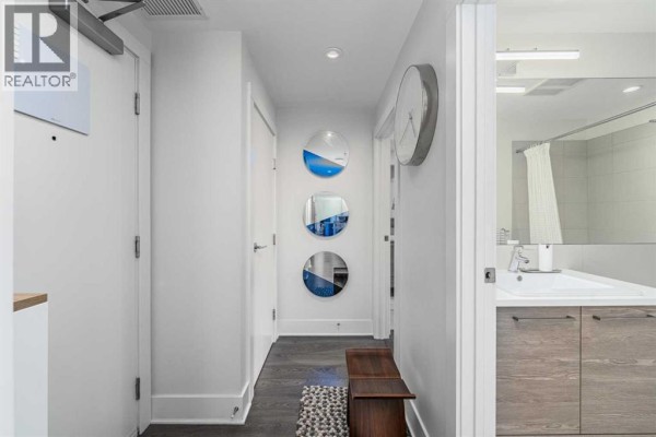 Dining room - 415, 38 9 Street Ne, Calgary, AB T2E7X9 Photo 3