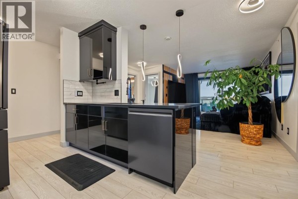 4pc Bathroom - 415, 9124 96 Avenue, Grande Prairie, AB T8X0A1 Photo 4