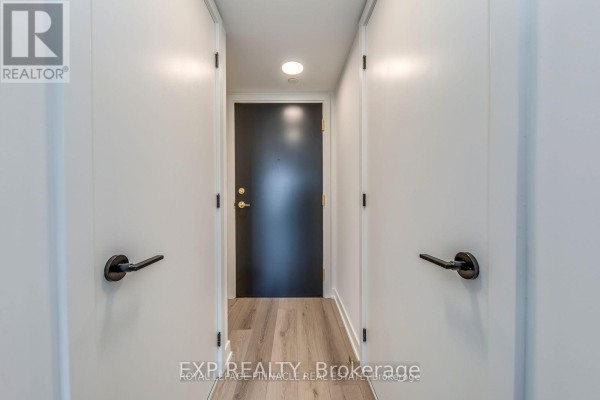 415 - 5 Lakeview Avenue, Toronto, ON M6J0H3 Photo 4