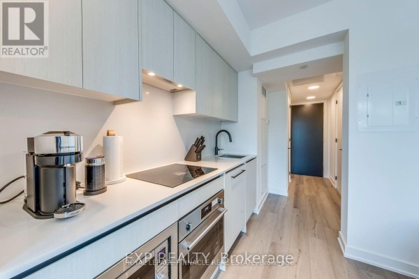 415 - 5 Lakeview Avenue, Toronto, ON M6J0H3 Photo 5