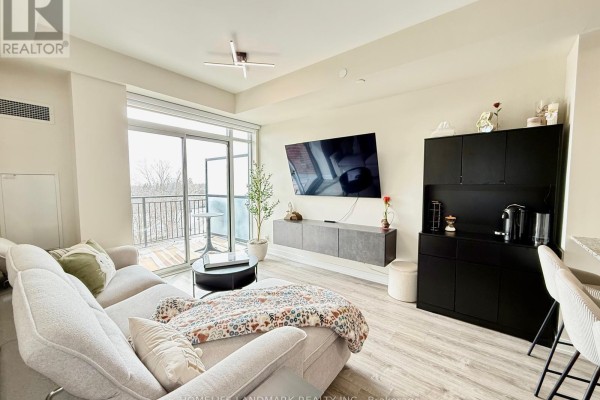 Den - 415 - 6235 Main Street, Whitchurch Stouffville, ON L4A4J3 Photo 5