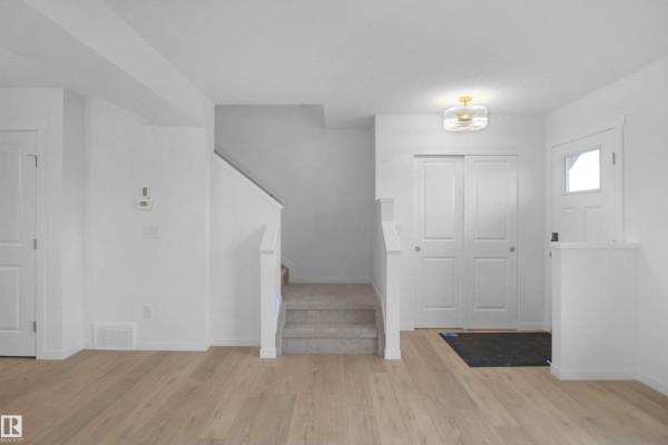 Primary Bedroom - 415 Aster Dr Nw, Edmonton, AB T6T2N8 Photo 4