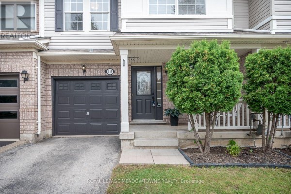 Living room - 415 Bundy Drive, Milton, ON L9T5N7 Photo 3