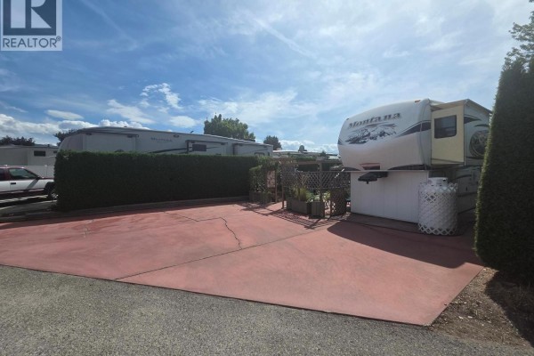 415 Commonwealth Road Unit# 531, Kelowna, BC V4V1P4 Photo 3