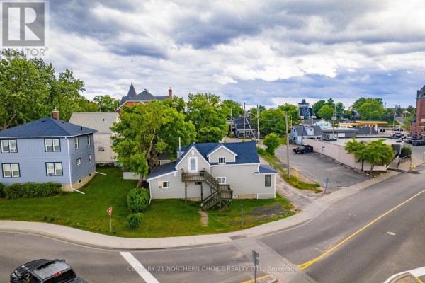 415 First Street South, Kenora, ON P9N1C7 Photo 4