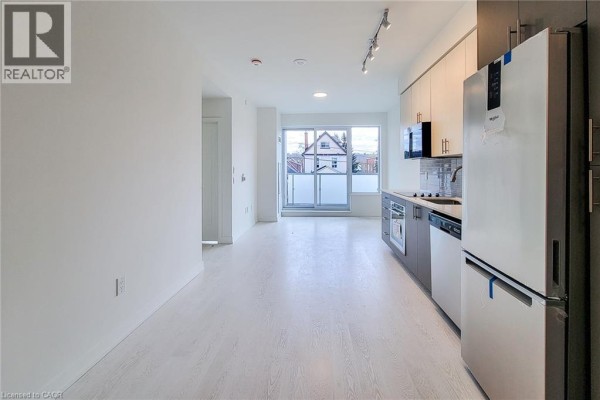 Kitchen - 415 Main Street W Unit# 208, Hamilton, ON L8P1K5 Photo 5