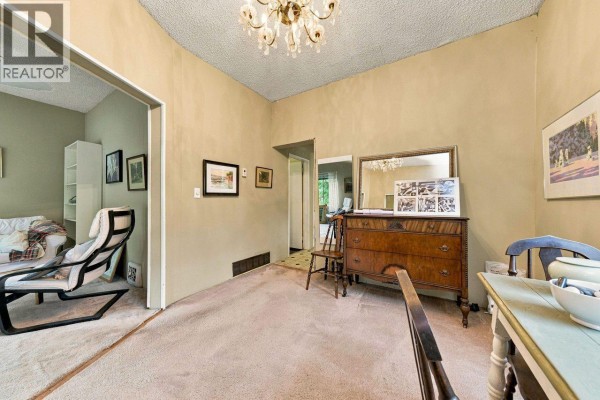 4153 John Street, Vancouver, BC V5V3W8 Photo 4