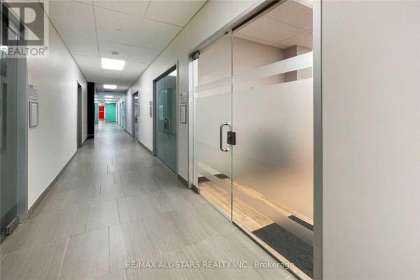 416 - 3075 Hospital Gate, Oakville, ON, photo 3