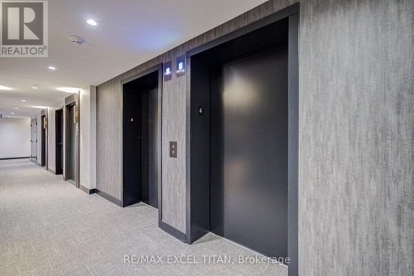 Bathroom - 416 - 5 Lakeview Avenue, Toronto, ON M6J0H3 Photo 4
