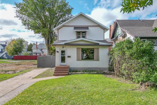 416 12th Street, Brandon, MB R7A4M4 Photo 3