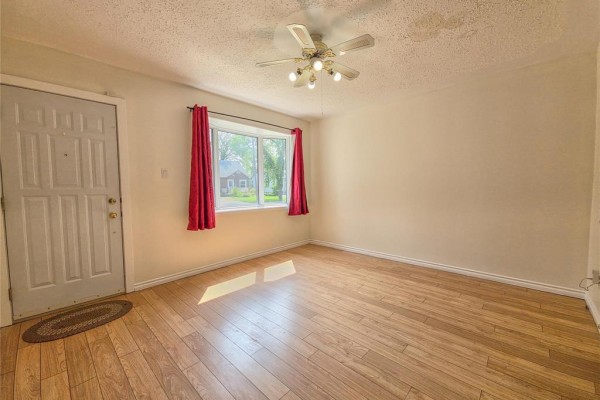 416 21st Street, Brandon, MB R7B1P2 Photo 4