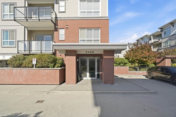 416 6468 195a Street, Surrey, BC V4N6R6 Photo 2