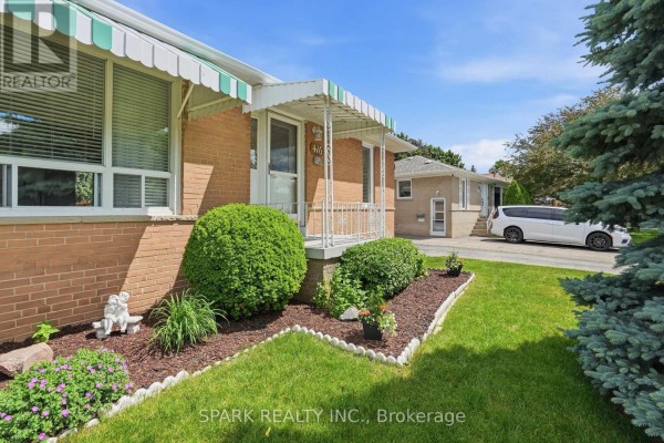 Bedroom 3 - 416 Delrex Boulevard, Halton Hills, ON L7G4H9 Photo 5