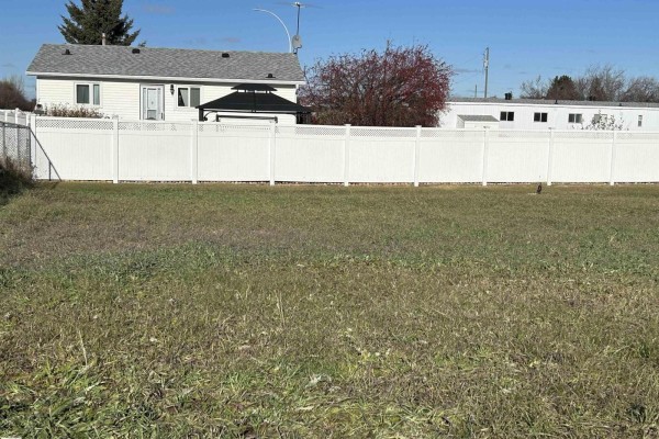 416 Namepi Crescent, Thorhild, AB T0A3J0 Photo 2