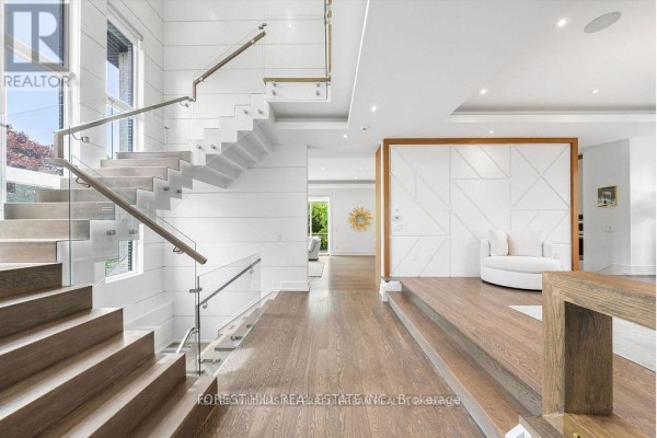 416 Patricia Avenue, Toronto, ON, photo 2