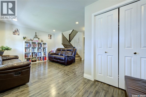2pc Bathroom - 416 Redwood Crescent, Warman, SK S0K0A1 Photo 5