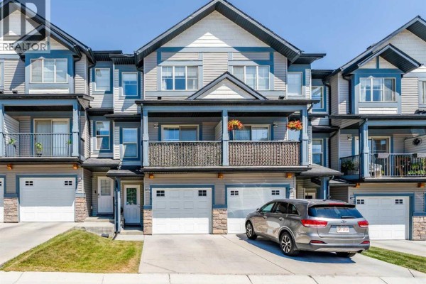 2pc Bathroom - 416 Sage Hill Grove Nw, Calgary, AB T3R0Z8 Photo 3