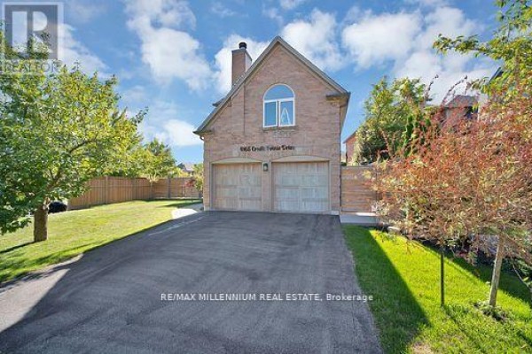 Kitchen - 4165 Credit Pointe Drive, Mississauga, ON L5M3K3 Photo 3