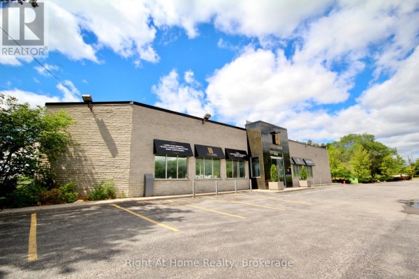4169 King Street E, Kitchener, ON N2P2E8 Photo 2