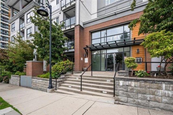 417 13733 107a Avenue, Surrey, BC, photo 3