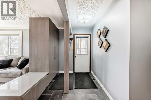 Kitchen - 417 37 Street Sw, Calgary, AB T3C1R7 Photo 4