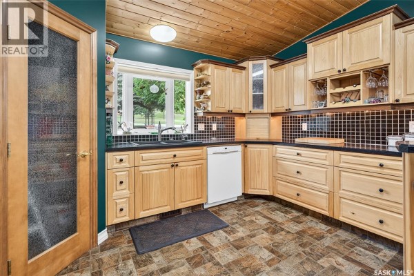 417 Daniel Drive, Buffalo Pound Lake, SK, photo 3