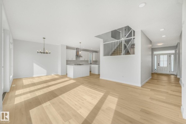 Primary Bedroom - 417 Edgemont Rd Nw, Edmonton, AB T6M0Y6 Photo 5