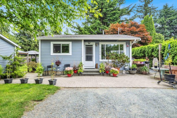 4174 Bradner Road, Abbotsford, BC V4X1S8 Photo 2