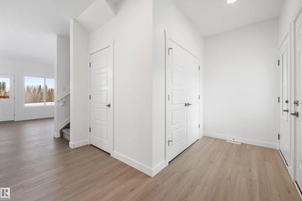 Primary Bedroom - 4178 Kinglet Dr Nw, Edmonton, AB T5S0W9 Photo 4