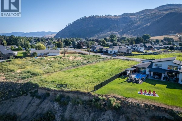 4179 Davie Road, Kamloops, BC V2H1K8 Photo 4