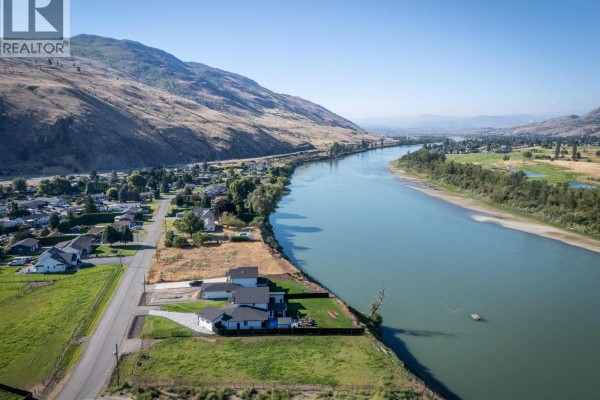 4179 Davie Road, Kamloops, BC V2H1K8 Photo 5