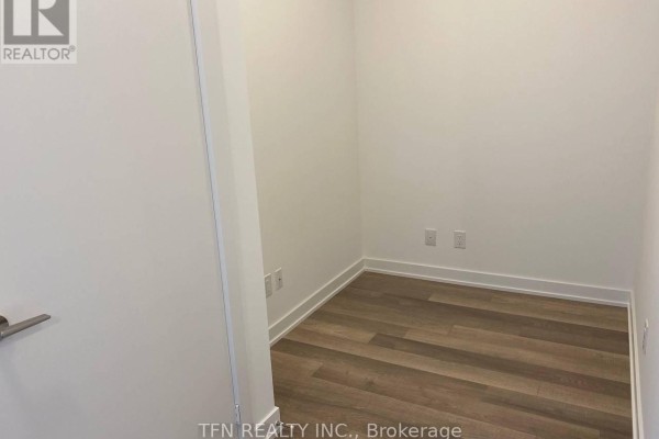 Den - 418 - 1603 Eglinton Avenue W, Toronto, ON M6E0A1 Photo 5