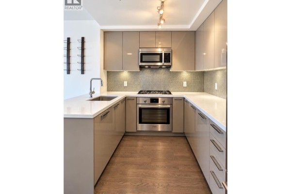 418 10177 River Drive, Richmond, BC V6X0S2 Photo 3
