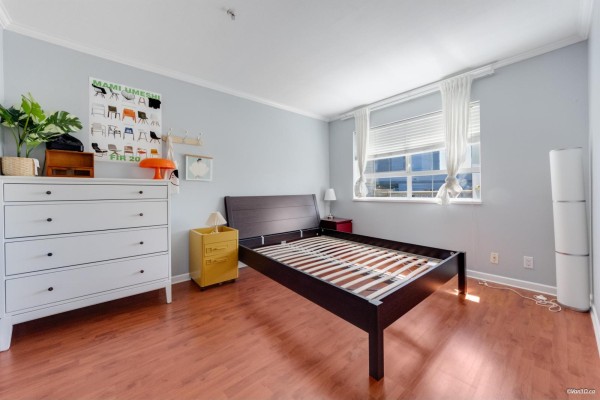 418 15268 105 Avenue, Surrey, BC V3R0W8 Photo 4