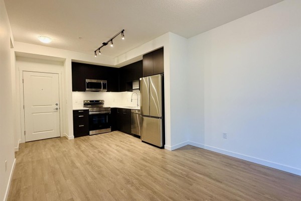 418 15733 85th Avenue, Surrey, BC, photo 2