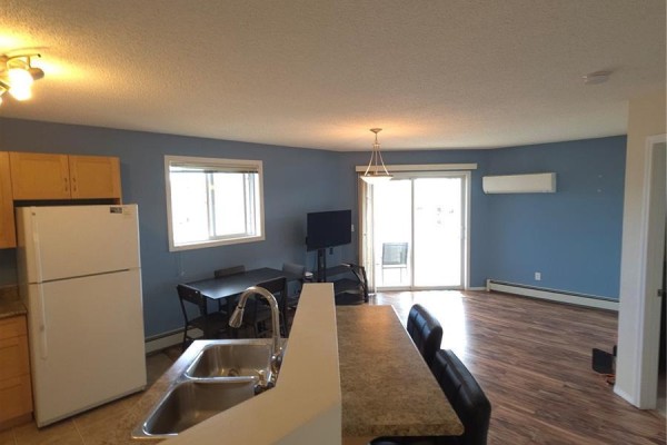 Primary Bedroom - 418 303 Lowe Road, Saskatoon, SK S7S1P2 Photo 3