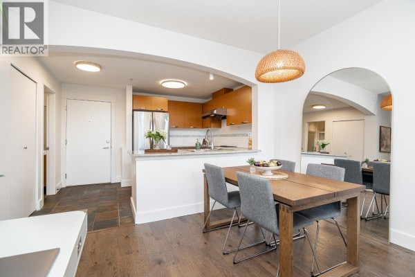 418 7478 Byrnepark Walk, Burnaby, BC V3N0B5 Photo 4