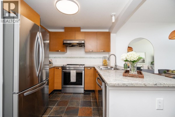 418 7478 Byrnepark Walk, Burnaby, BC V3N0B5 Photo 5