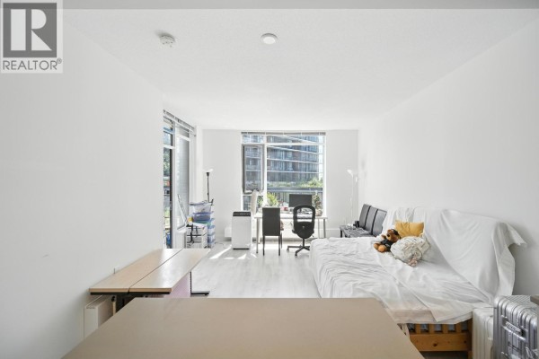 418 8850 University Crescent, Burnaby, BC V5A0C8 Photo 4