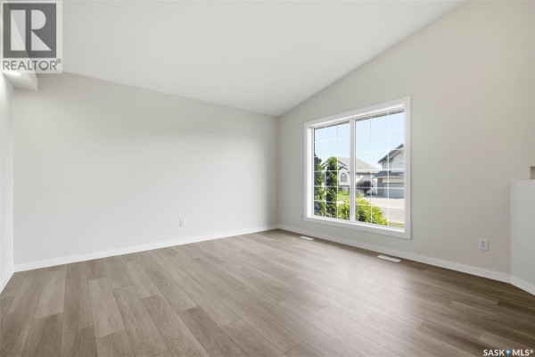 3pc Ensuite bath - 418 Greaves Crescent, Saskatoon, SK S7W1A9 Photo 5