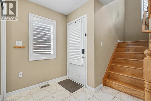 4pc Bathroom - 418 Kitty Murray Lane, Ancaster, ON L9K0E2 Photo 4
