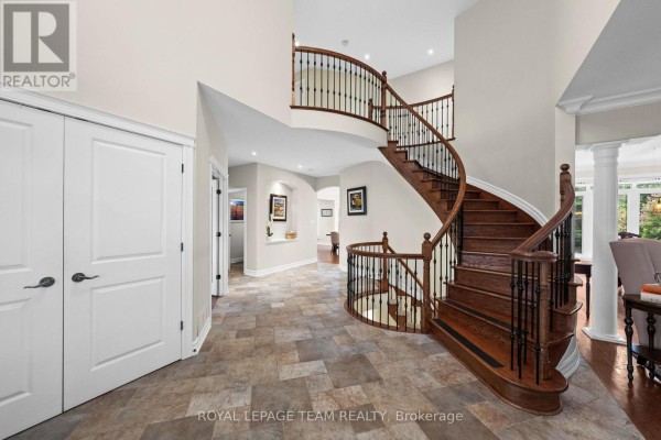 Living room - 418 Lockmaster Crescent, Ottawa, ON K4M1L8 Photo 5