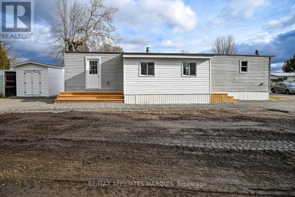 418 Nicole Street, Smiths Falls, ON, photo 2