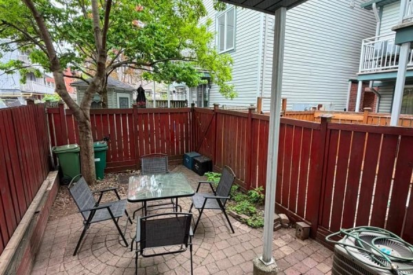 418 Somerset Street W, Ottawa, ON K2P0K2 Photo 4