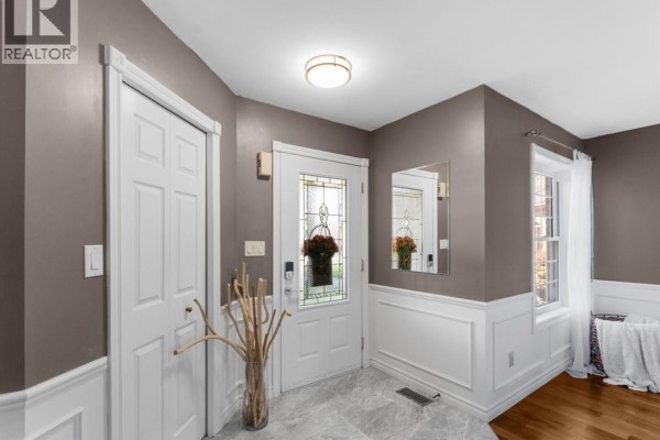 3pc Ensuite bath - 4180 Marlo Court, Windsor, ON N9G2V3 Photo 3